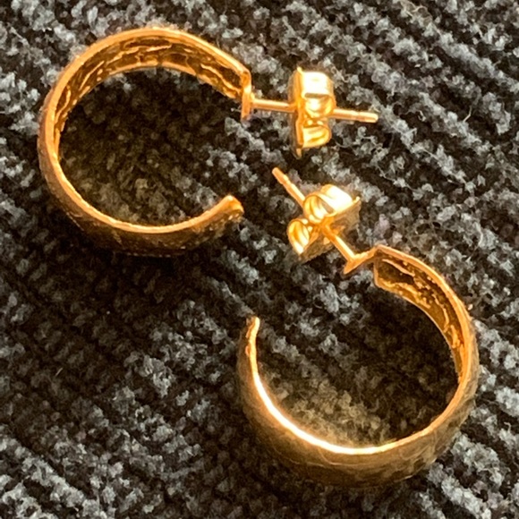 Vintage 1950’s Rich Gold Fill Women’s Earrings - Picture 3 of 3